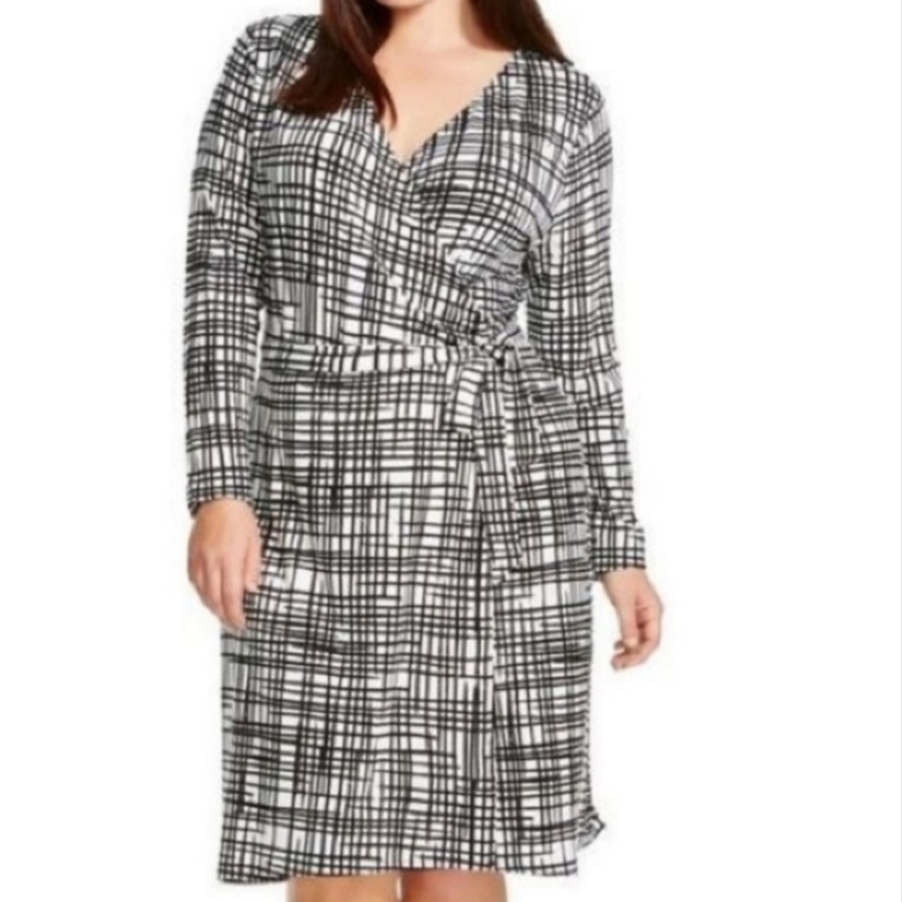 Ava & Viv Dress